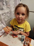 Мастерица из Лысых Гор выпекает пряники