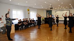 Живая нить традиций: искусство объединяет молодежь и преподавателей