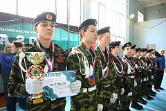 Старшие "Бравые ребята" из школы №2 победили в муниципальном этапе военно-спортивной игры «Зарница 2.0»