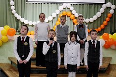 Накануне Дня Героев в Лысогорской школе №1 провели финальное мероприятие в рамках Года защитника Отечества