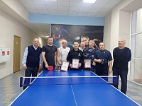 В минувшие выходные на базе МБУ «Олимп» прошли соревнования по настольному теннису и по волейболу, посвящённые памяти Сергея Васильевича Митрофанова