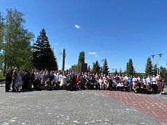 Ученики Лысогорской школы №2 стали победителями конкурса-акции «Память в танце. Случайный вальс»