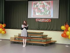 Сегодня старшеклассники школы №1 р. п. Лысые Горы взяли бразды правления в свои руки