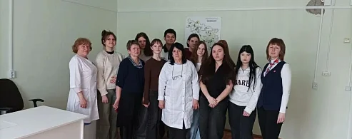 В Лысогорской районной больнице старшеклассникам рассказали про целевое направление для получения медицинского образования и гарантированное трудоустройство