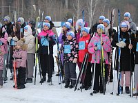 «Лыжня России»: спортивный праздник собрал жителей Лысогорского района на лыжне
