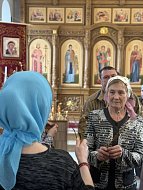 В храме Лысых Гор прошла праздничная служба