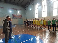 В Лысых Гор прошли соревнования по баскетболу в рамках проекта «КЭС-БАСКЕТ»