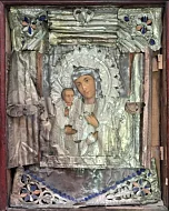 Борис Зозуля из Невежкино привел в порядок старинные иконы