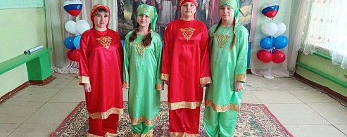 Россия - наш общий дом: Октябрьский сельский клуб порадовал односельчан тематическим концертом