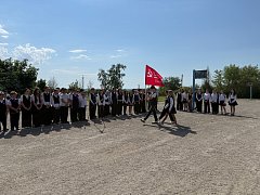 В школу села Широкий Карамыш передана на вечное хранение копия Знамени Победы