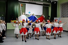 Накануне Дня Героев в Лысогорской школе №1 провели финальное мероприятие в рамках Года защитника Отечества