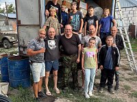 В пятнадцатый раз волонтёры Лысогорского и Калининского районов собрали и доставили в зону СВО гуманитарный груз