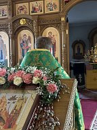 В храме Лысых Гор прошла праздничная служба