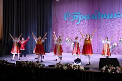 В районном ДК прошел концерт к Дню матери