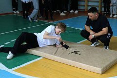 Старшие "Бравые ребята" из школы №2 победили в муниципальном этапе военно-спортивной игры «Зарница 2.0»