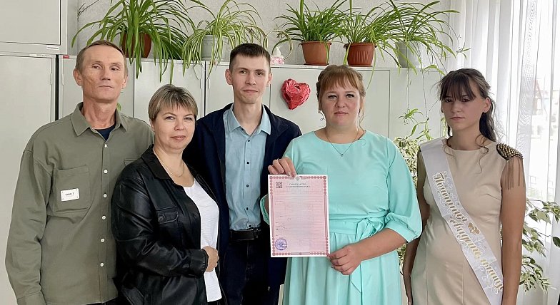 Сегодня в Лысогорском районе марш Мендельсона прозвучал трижды