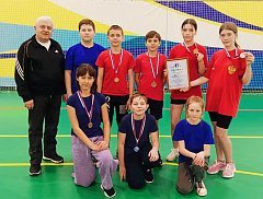 Школьники из Новой Красавки стали призёрами соревнований по бадминтону