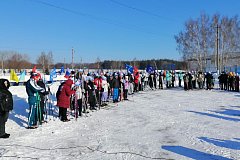 Сегодня в Лысых Горах состоялась Всероссийская традиционная массовая лыжная гонка «Лыжня России - 2025»