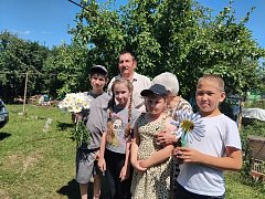 Ромашки, доброта и пример любви длиною в 50 лет