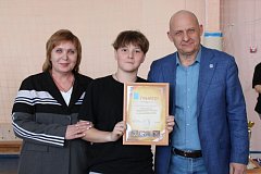 В Лысогорском районе определили лучших волейболистов среди мужских команд