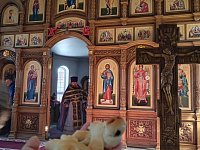 В храме Лысых Гор раздавали жаворонков