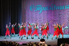 В районном ДК прошел концерт к Дню матери