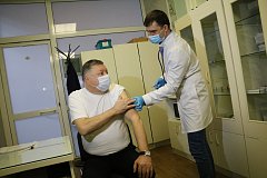 В областной Думе организовали ревакцинацию сотрудников.