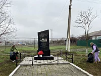 В селе Чадаевка навели порядок у памятника участникам Великой Отечественной войны