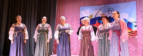 В районном Дворце культуры концертную программу посвятили защитникам Отечества 