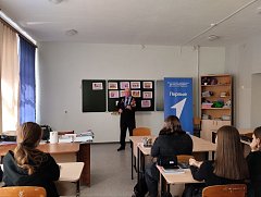 Участники «Движения Первых» из Лысых Гор встретились с председателем районной общественной организации «Союз Чернобыль»