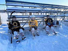 "Подсолнух" сыграл с хоккеистами из Колокольцовки