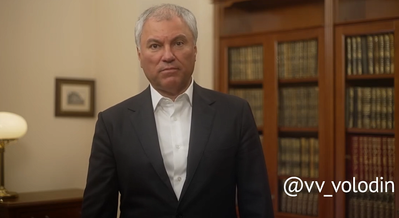 Дорогие выпускники! С праздником!