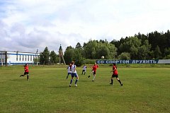 В преддверии Дня молодёжи в Лысых Горах стартовал муниципальный этап открытого областного турнира по футболу среди дворовых команд на Кубок губернатора Саратовской области