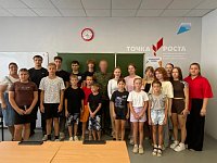 Участник СВО встретился с учениками школы №2 р. п. Лысые Горы