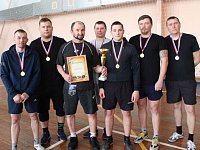 В Лысогорском районе определили лучших волейболистов среди мужских команд