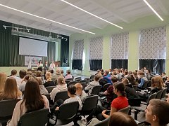 В Лысогорской школе №1 подведены итоги выборов президента ученического самоуправления