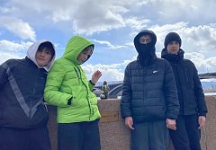 Юные лысогорцы искали  знаменитых красноярских сусликов