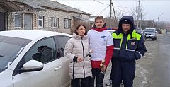 Акция «Цветы для автоледи» прошла в Лысых Горах