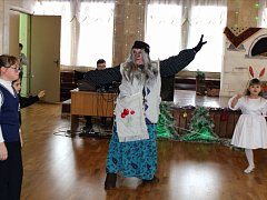 В Лысых Горах зажглась главная праздничная ёлка