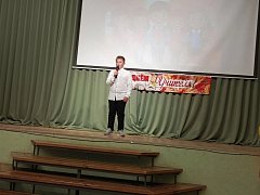 Сегодня старшеклассники школы №1 р. п. Лысые Горы взяли бразды правления в свои руки
