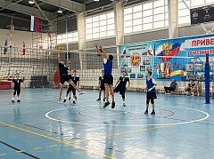 Лысогорские волейболисты вернулись с турнира с победой