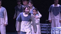 Наталья Подойко из Лысых Гор создала костюмы для спектакля, постановленного студентами Саратовского колледжа искусств