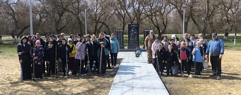 Жители Лысогорского района присоединились к общеобластному субботнику