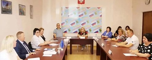 Панков обсудил с работниками почтовых отделений закон о поддержке «Почты России»