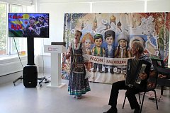 В Лысых Горах отметили День воздушно-десантных войск