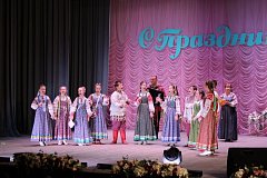 В районном ДК прошел концерт к Дню матери