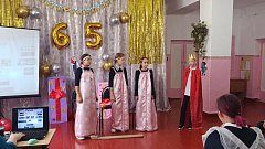 Школе села Юнгеровка исполнилось 65 лет
