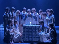Наталья Подойко из Лысых Гор создала костюмы для спектакля, постановленного студентами Саратовского колледжа искусств