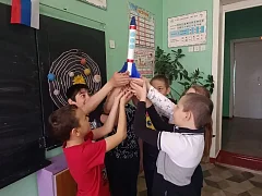 День космонавтики в Лысогорском районе: звёзды -  ближе, мечты — ярче