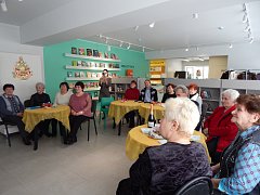 Праздник с танцем, юмором и песней
